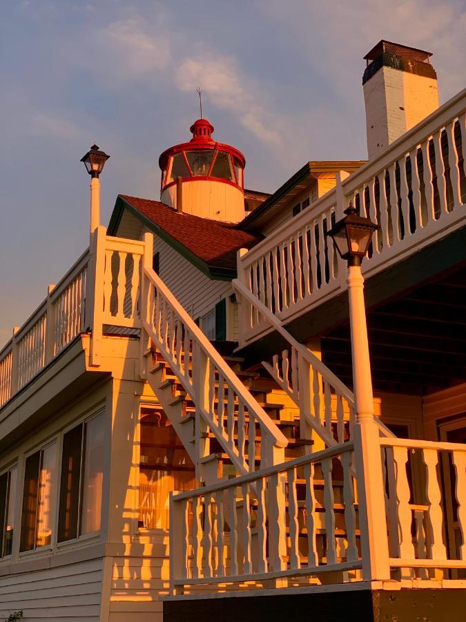 Lighthouse Inn Cape Cod West Dennis Exterior photo